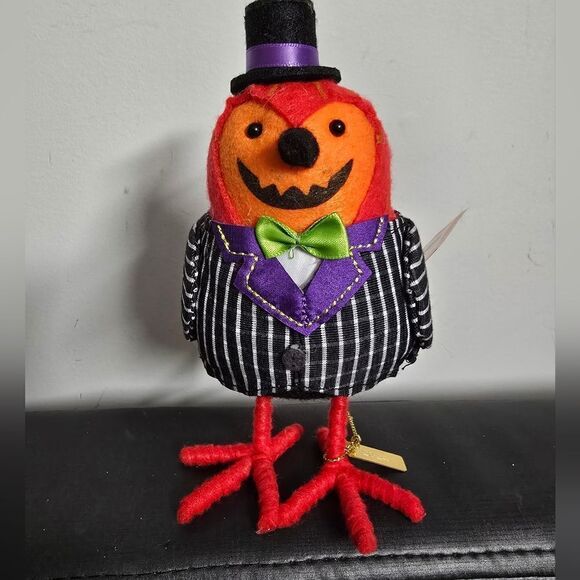 Lot of two Target Hyde & Eek Halloween Birds Featherly Friends - Picture 7 of 9